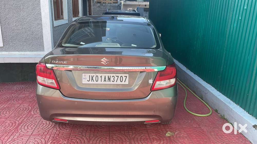 Maruti Suzuki Dzire Petrol 68000 Km Driven