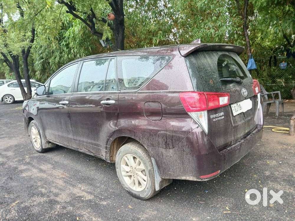 Toyota Innova Crysta 2.4 V, 2016, Diesel