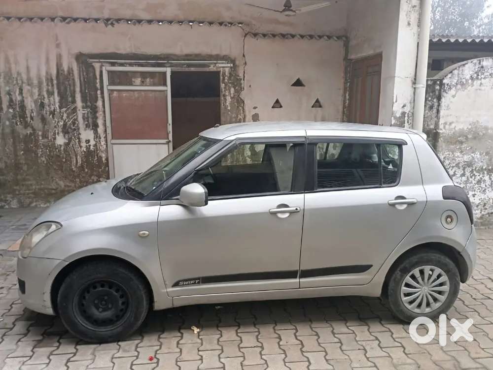 Maruti Suzuki Swift 2007 Cng & Hybrids 199999 Km Driven