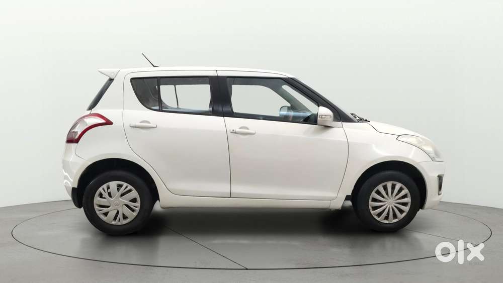 Maruti Suzuki Swift Vxi, 2015, Petrol