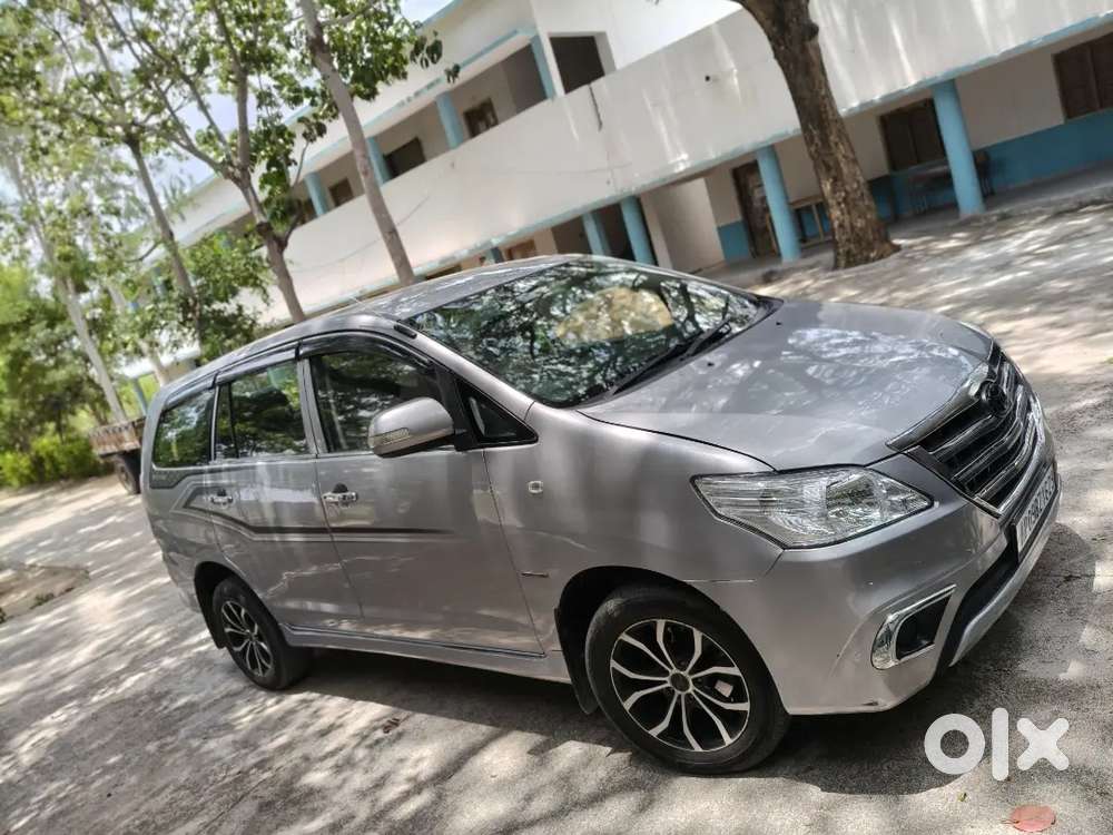Toyota Innova V Diesel 2010