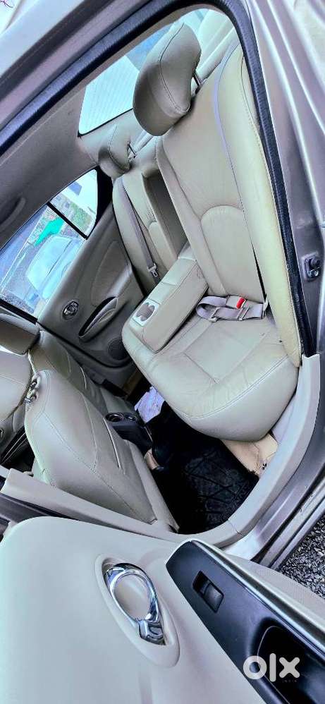 Nissan Sunny Special Edition, 2013, Petrol