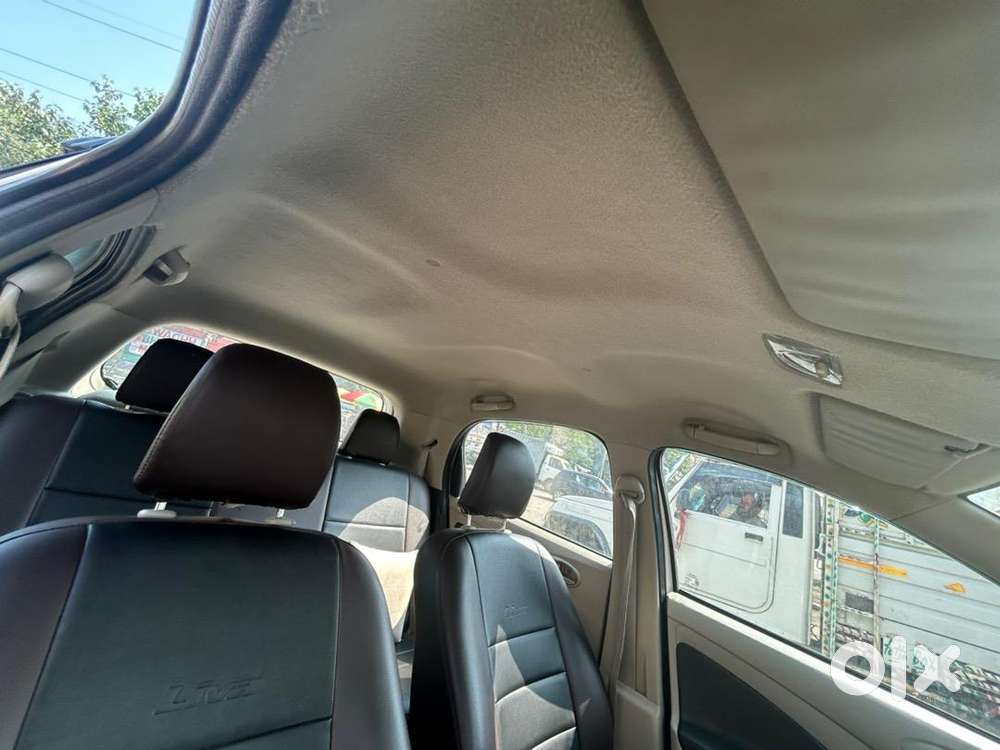 Toyota Etios Liva 2013