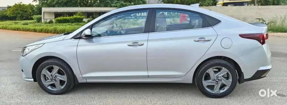 Hyundai Verna Sx With Sunroof