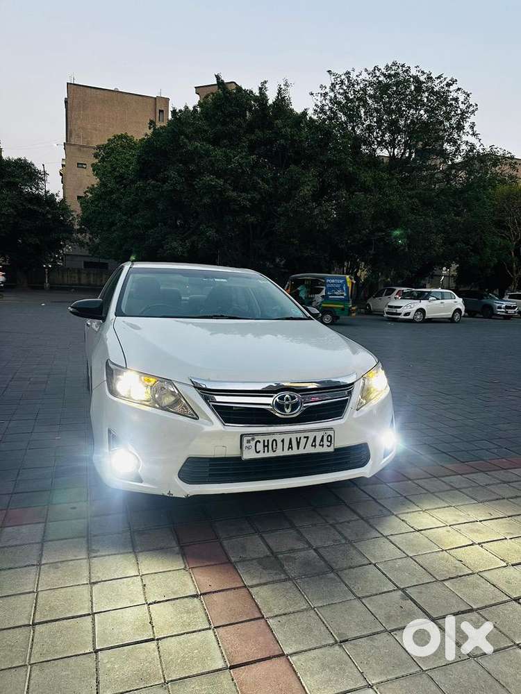 Toyota Hybrid Automatic 2013