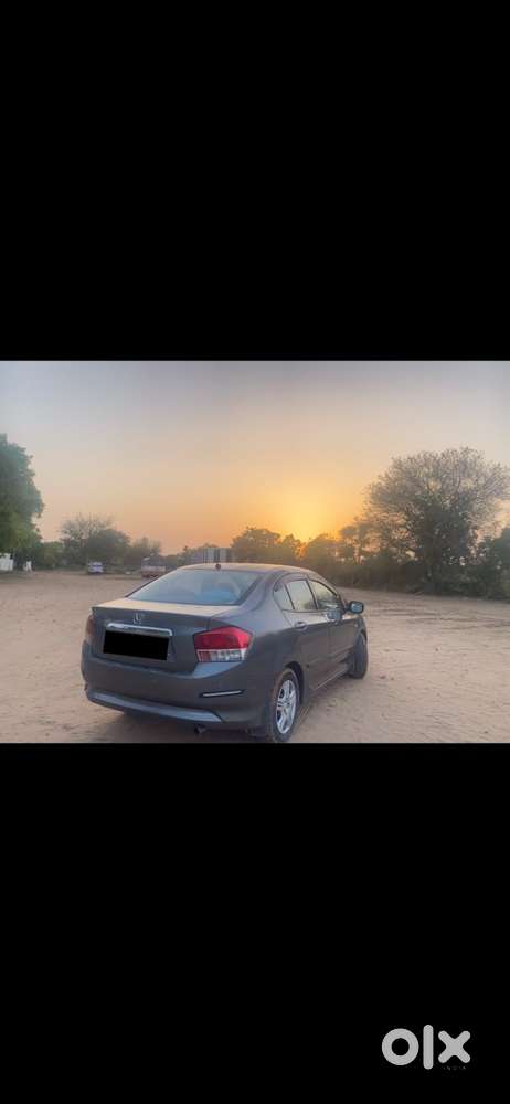 Honda City 2011 Petrol Well Maintained , Great Condition .