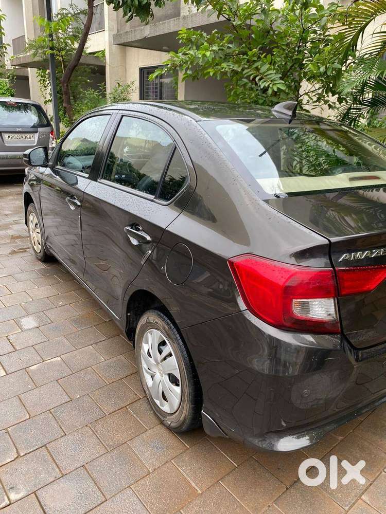 Honda Amaze 1.2 I-vtec S (manual) – Well Maintained