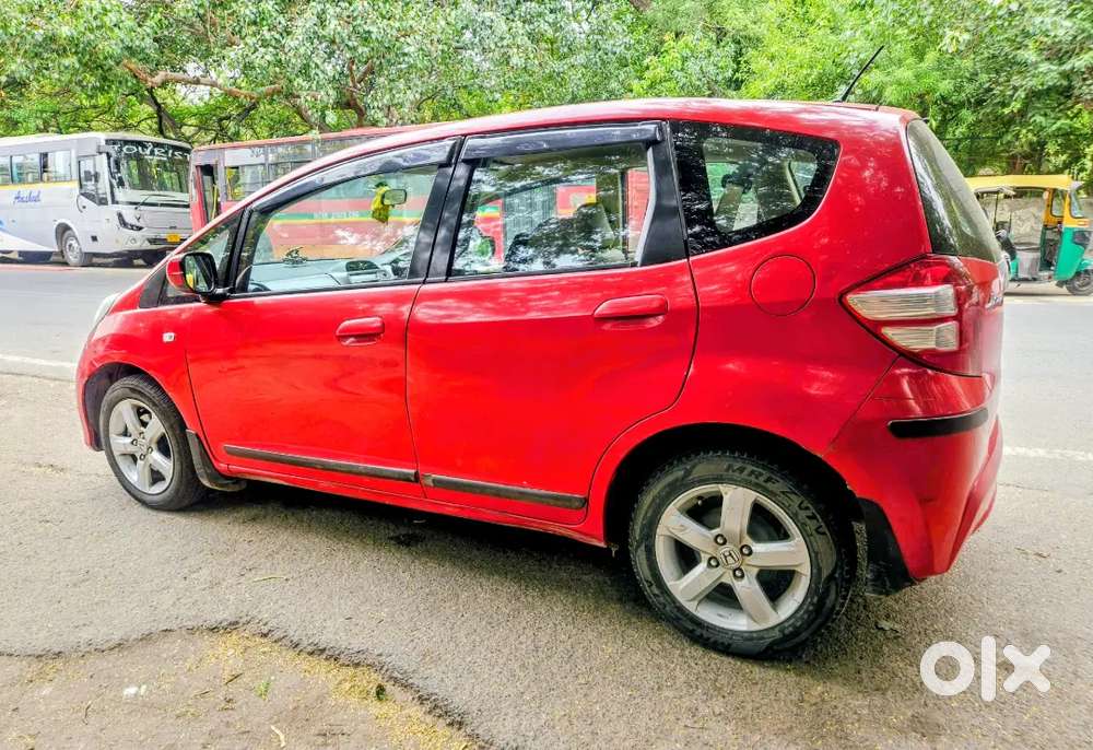 Honda Jazz 2012 Petrol Well Maintained Delhi Registered 2nd Owner