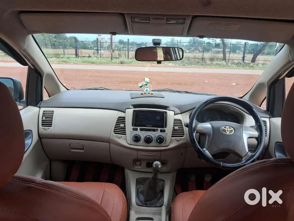 Toyota Innova 2014 Diesel 112067 Km Driven
