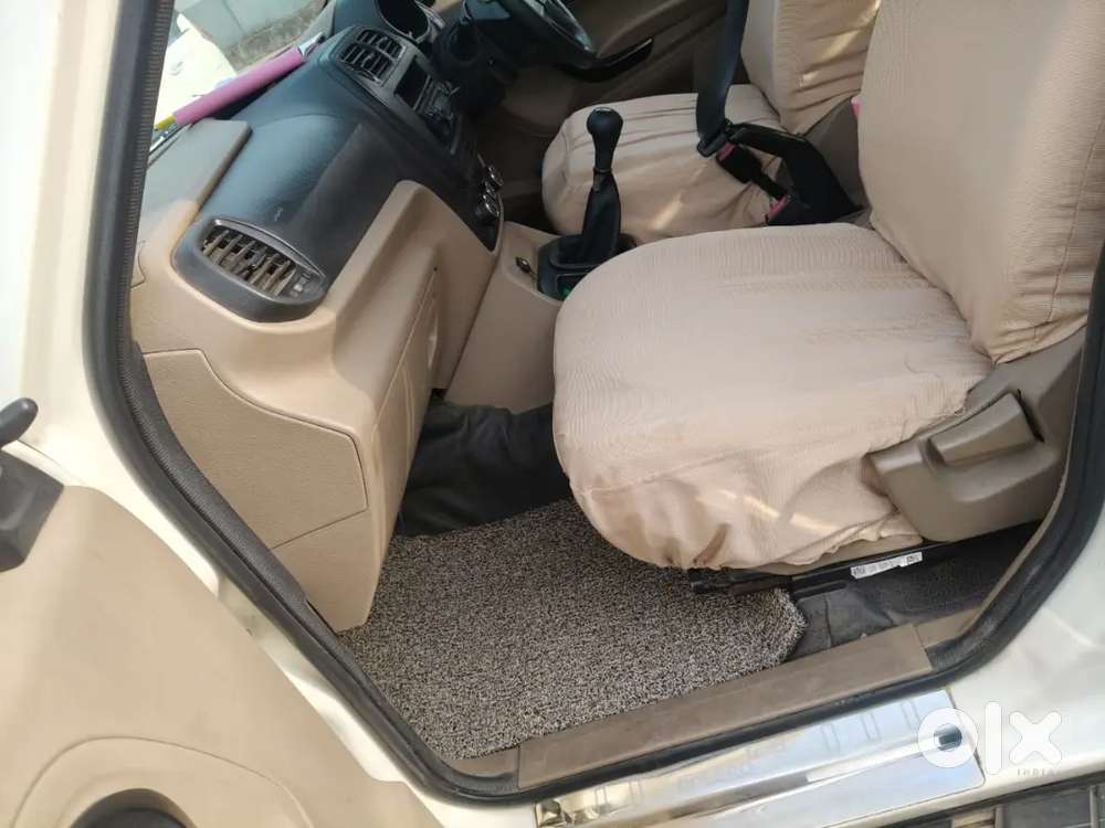 Mahindra Bolero Neo N4 Good Condition