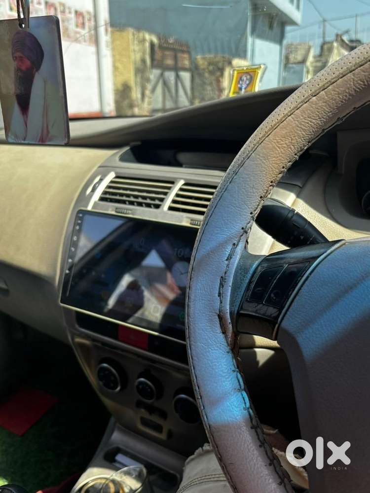 Tata Manual Petrol 2010