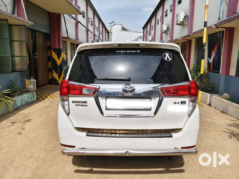 Toyota Innova Crysta 2.4 7 Str 2019
