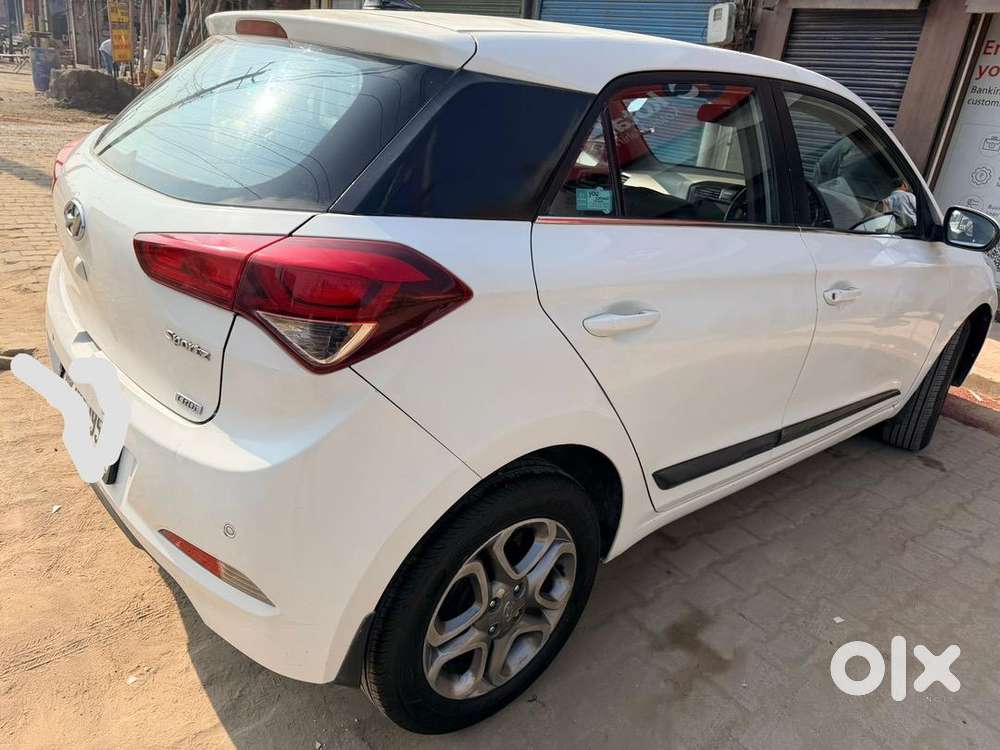 I20 2015 Diesel Brand New Tyre With Alloy Wheels With Good Condition