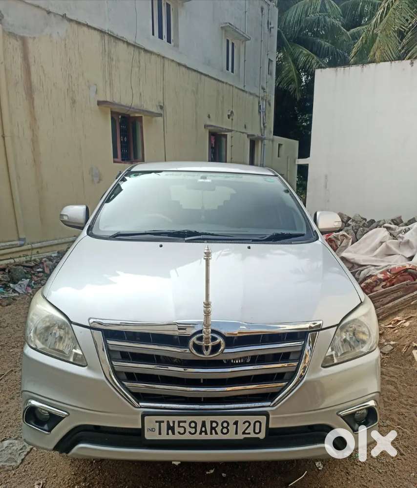 Toyota Innova 2011 Diesel Well Maintained