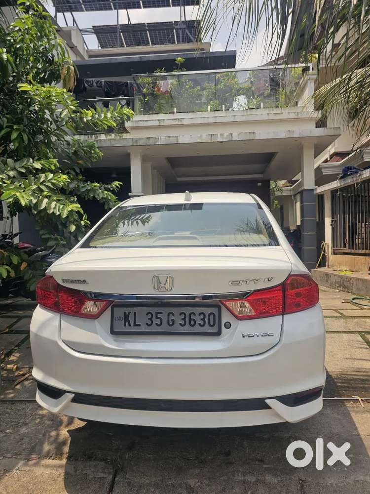 No Accident No Complaint Neet And Clean