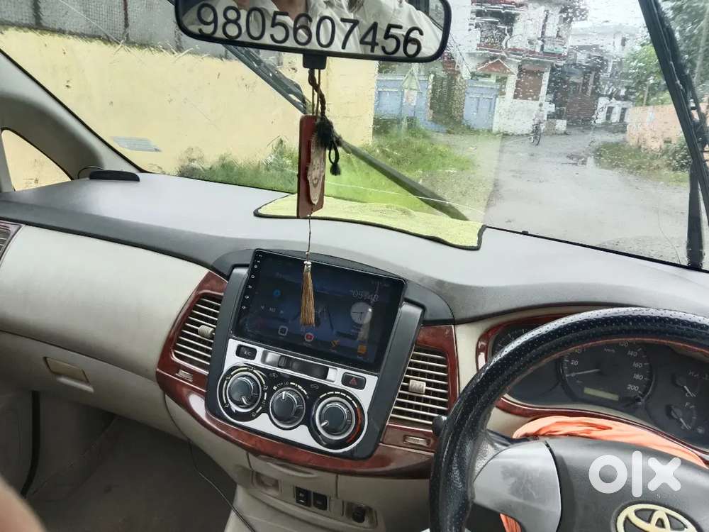Toyota Innova Diesel 7 Str 2013