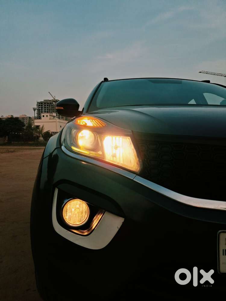 Tata Nexon 1.2 Revotron Xza Plus, 2018, Petrol
