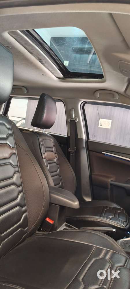 Maruti Suzuki Brezza 1.5 Zxi Plus Smart Hybrid, 2024, Petrol