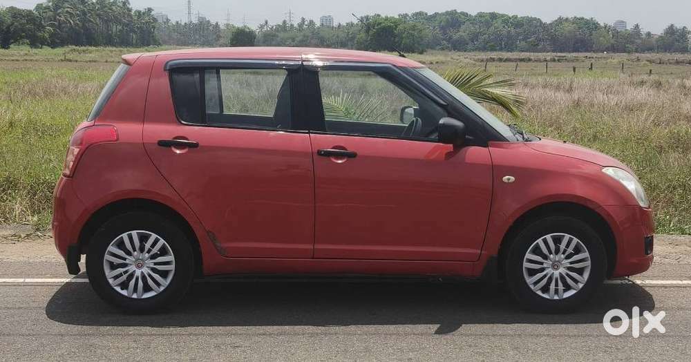 Maruti Suzuki Swift Vxi + Manual, 2008, Petrol