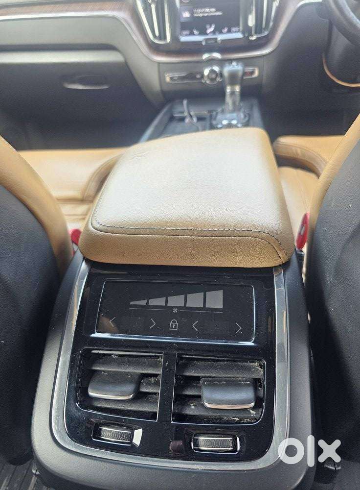 Volvo Xc60 D5 Inscription, 2020, Diesel