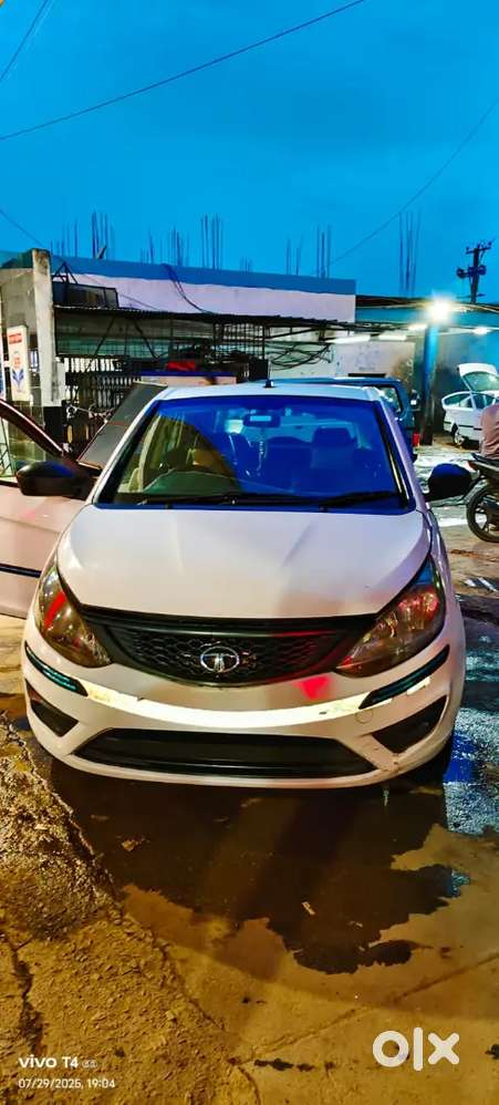 Tata Bolt 1.3 Xe 2019