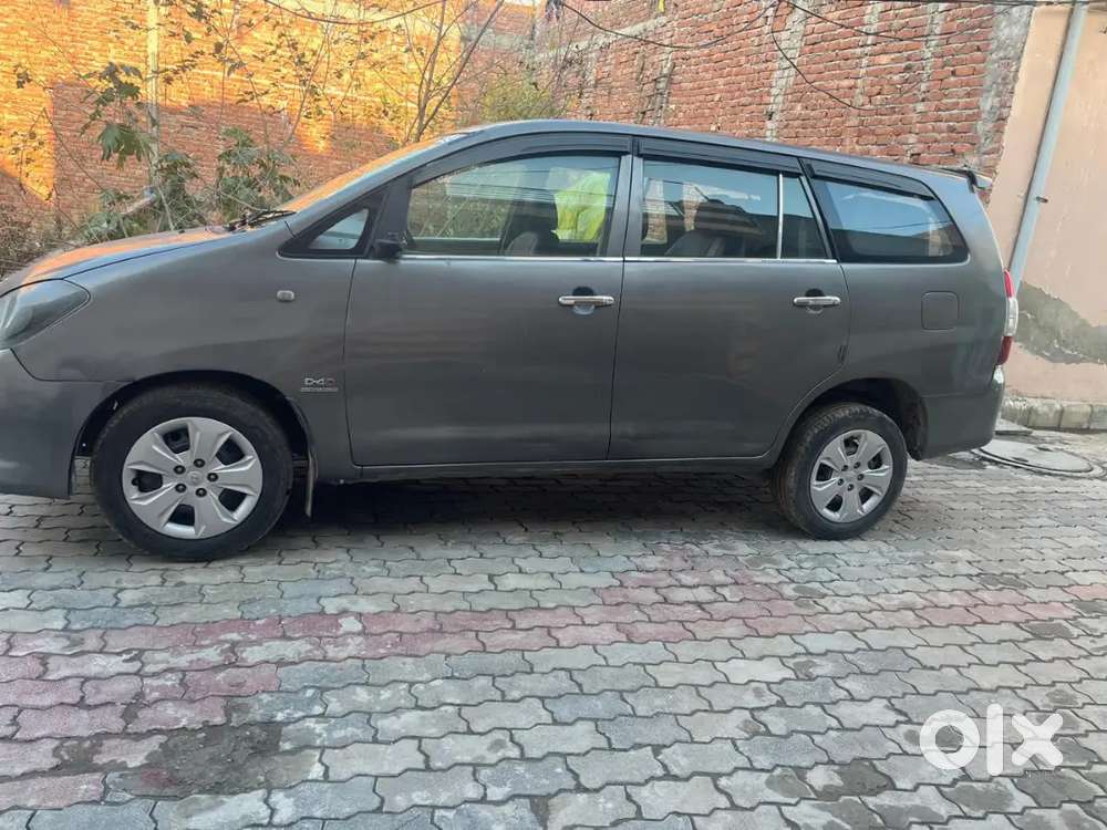 Toyota Innova