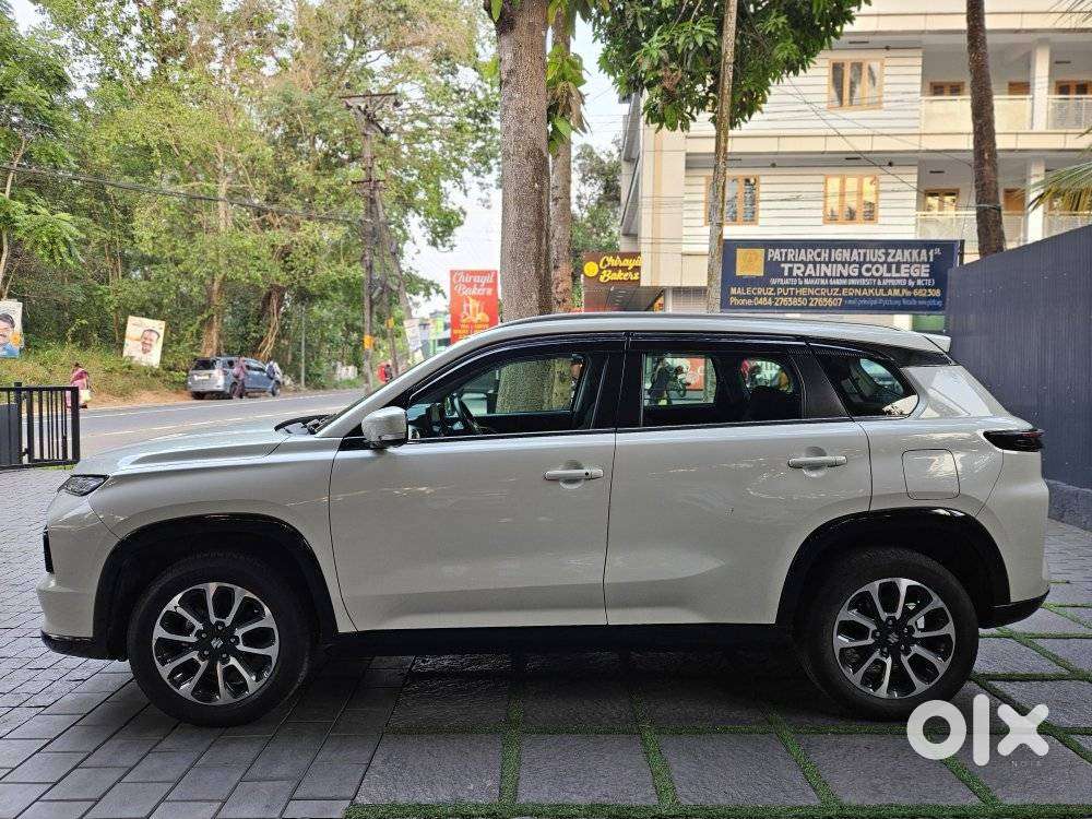 Maruti Suzuki Grand Vitara 1.5 Zeta Plus Intelligent Hybrid Ecvt, 20..