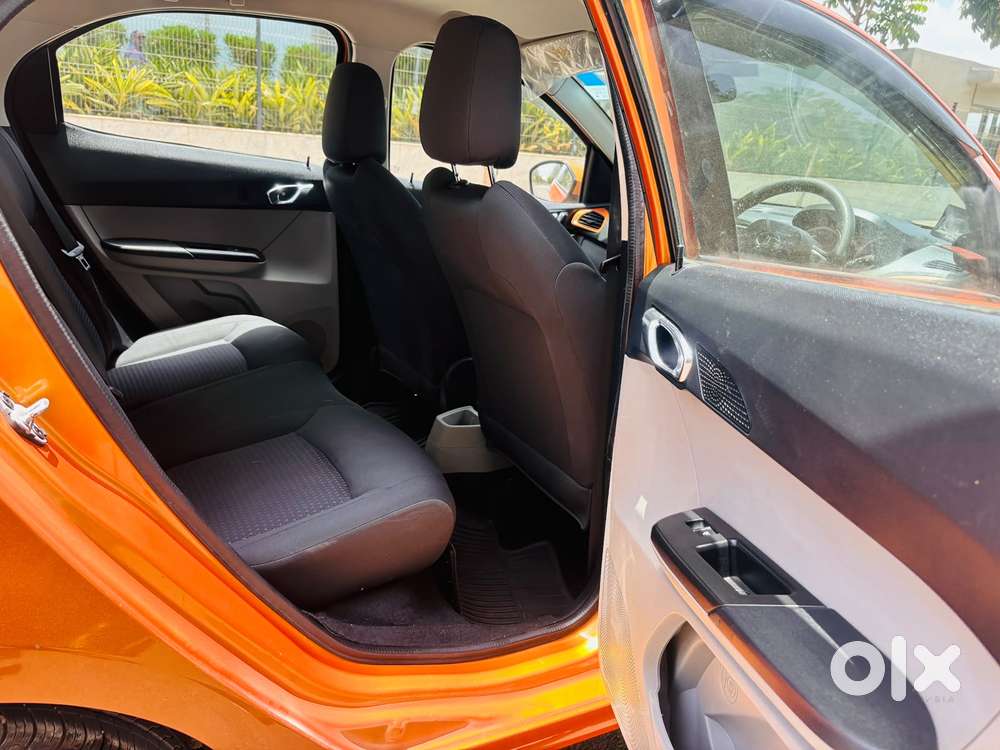 Tata Tiago 1.2 Revotron Xza, 2018, Petrol