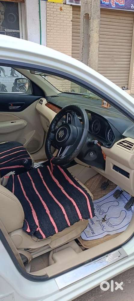 Maruti Suzuki Dzire 2017 Petrol Well Maintained