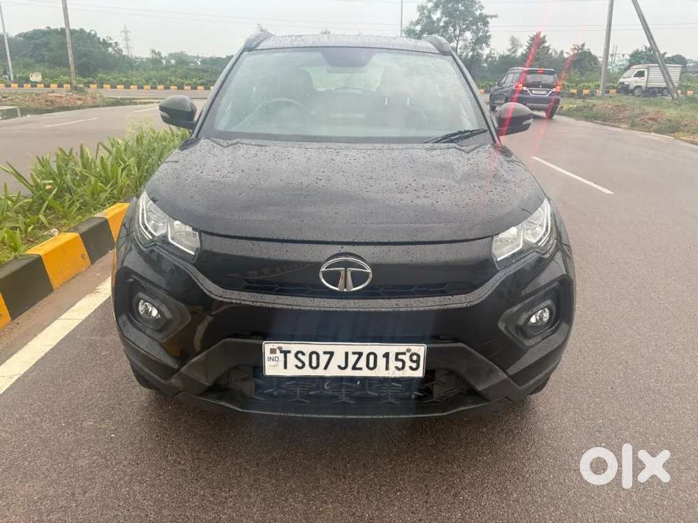 Tata Nexon 1.2 Revotron Xza Plus, 2023, Petrol