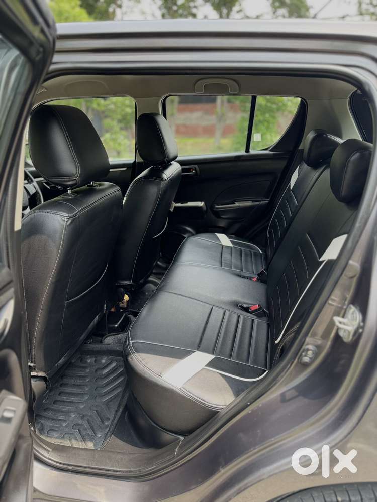 Maruti Suzuki Swift Lxi Optional-o, 2017, Petrol