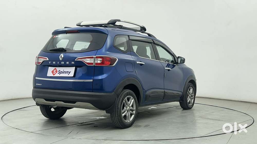 Renault Triber Rxz, 2023, Petrol