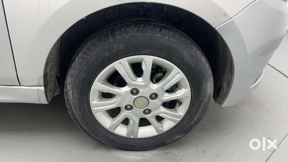 Tata Tiago Xz, 2017, Petrol