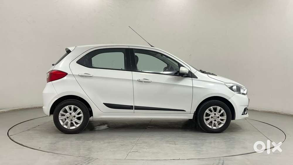 Tata Tiago Xz, 2016, Petrol