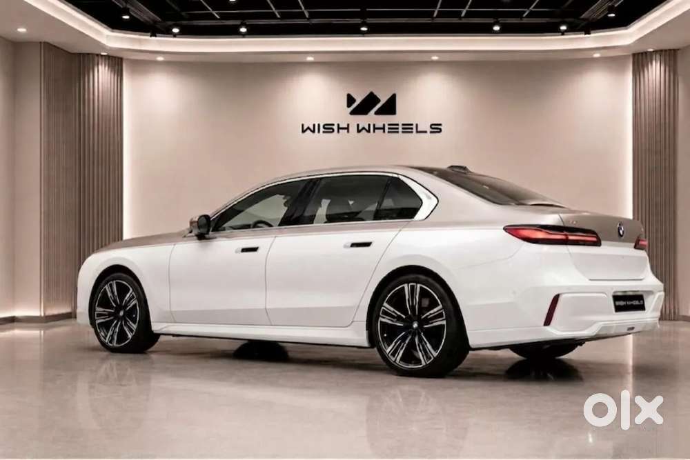 Bmw I7, 2025, Electric