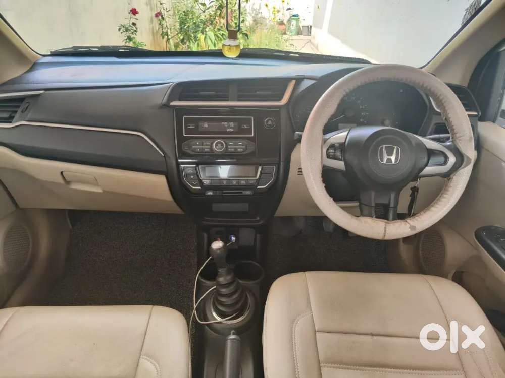 Honda Amaze 2017 Petrol Well Maintained
