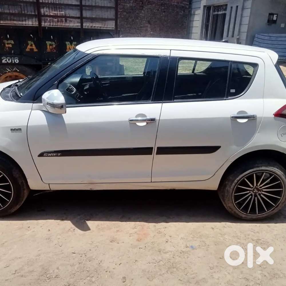Maruti Suzuki Swift 2013 Diesel 88900 Km Driven