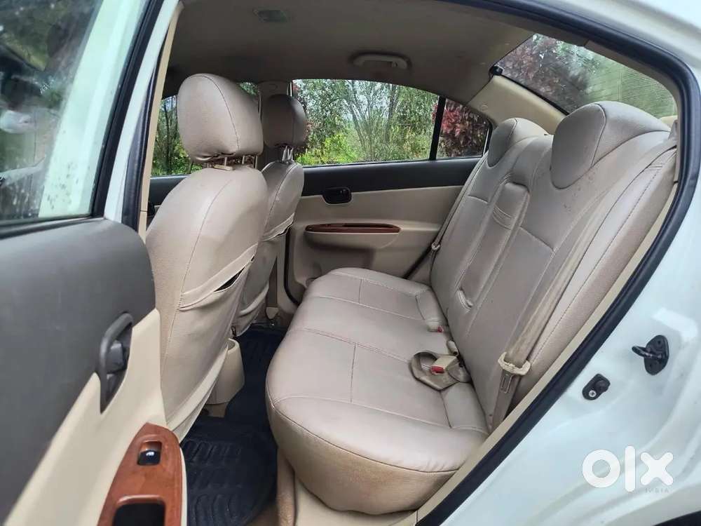 Hyundai Verna 1.6 Vtvt 2012