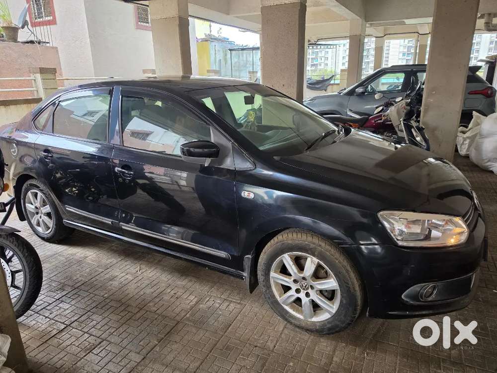 Volkswagen Vento 2012 1.6 Highline Manual