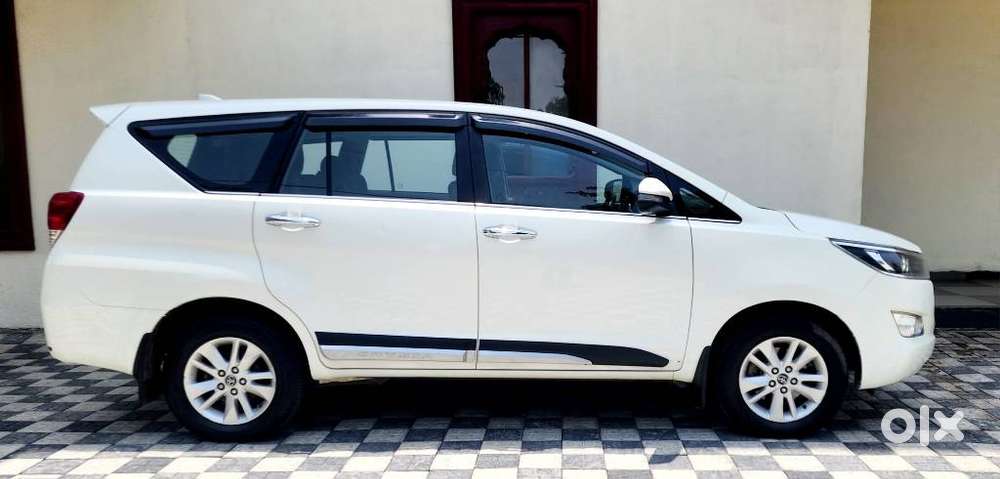 Toyota Innova Crysta 2.4 Vx Mt 8s, 2018, Diesel