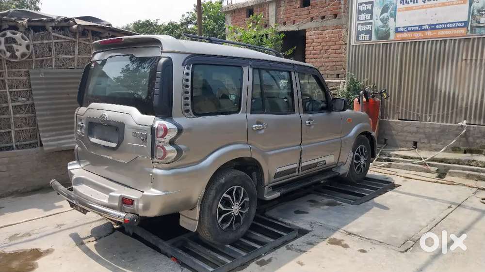Mahindra Scorpio 2015 Diesel 1,28,0000 Km Driven