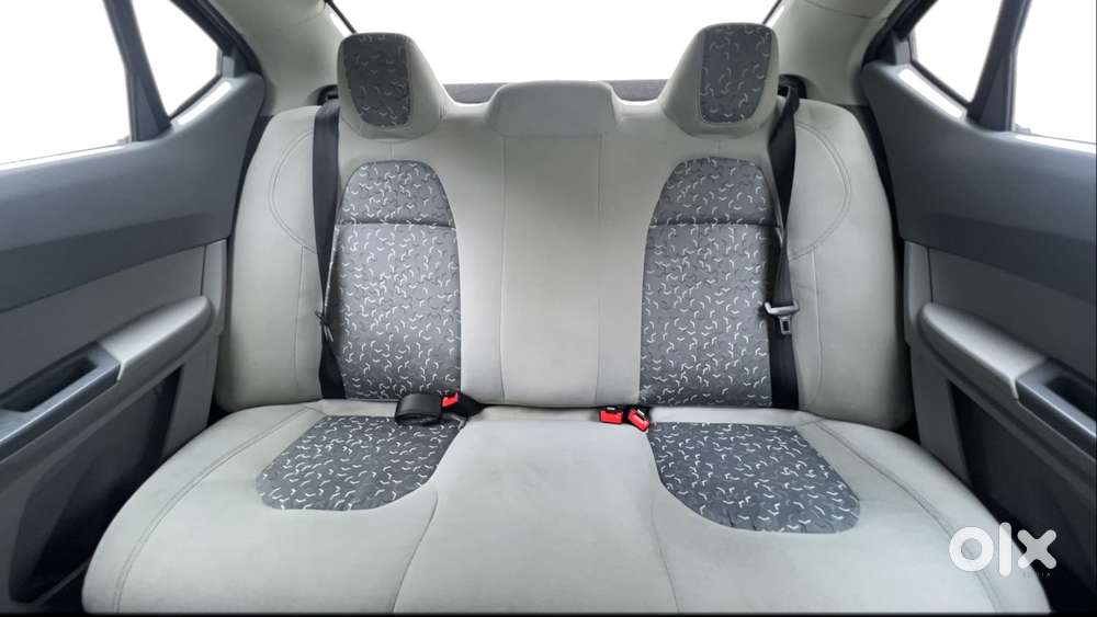 Tata Tigor Xe, 2022, Petrol