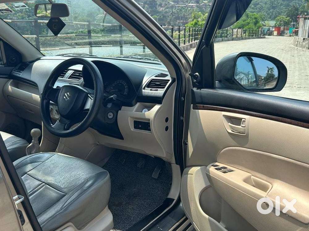 Maruti Suzuki Dzire 1.2 Lxi, 2016, Petrol