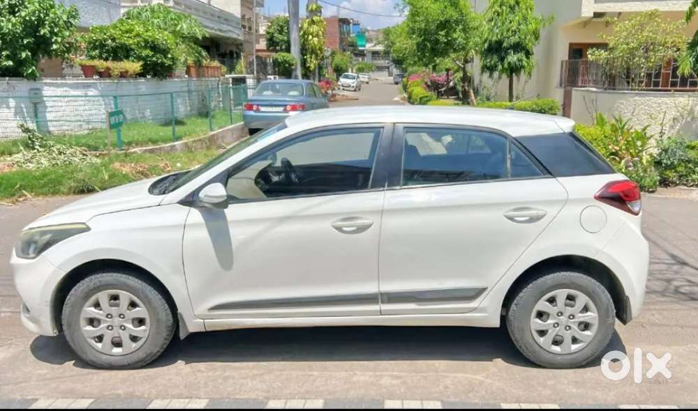 Hyundai I20 Spotz 2015