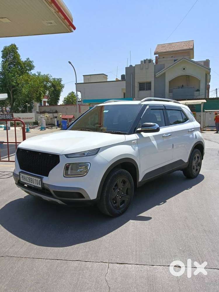Hyundai Venue Sx 1.2 Mt Knight Edition, 2021, Petrol