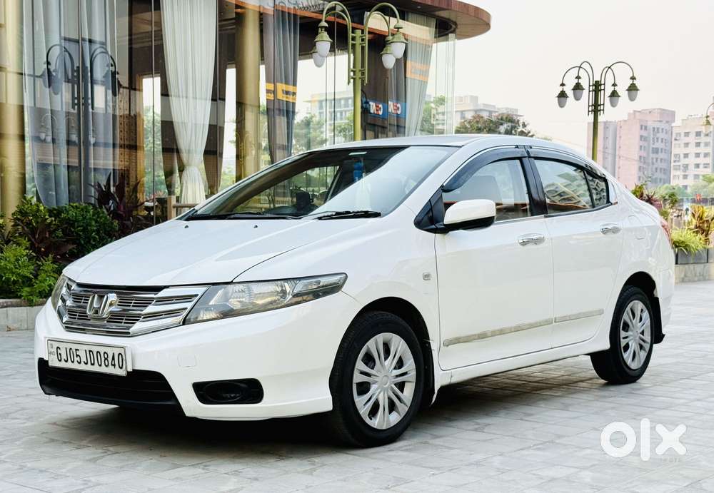 Honda City E Mt I-vtec, 2013, Petrol