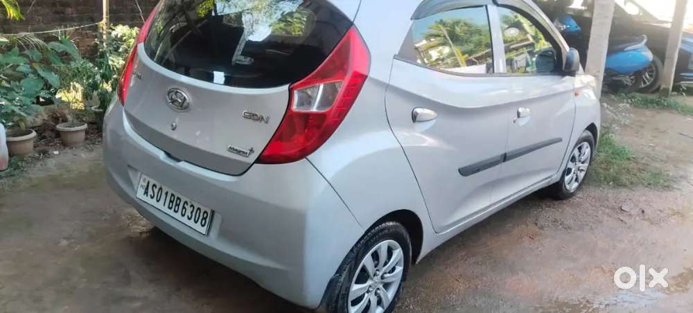 Hyundai Eon 75000 Km Driven