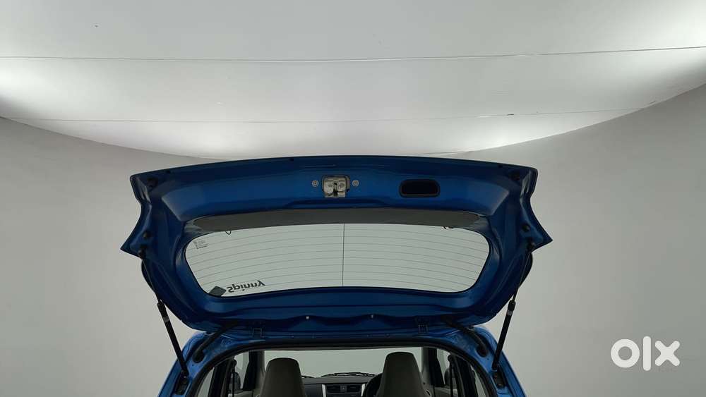 Maruti Suzuki Celerio Zxi Optional Amt, 2017, Petrol