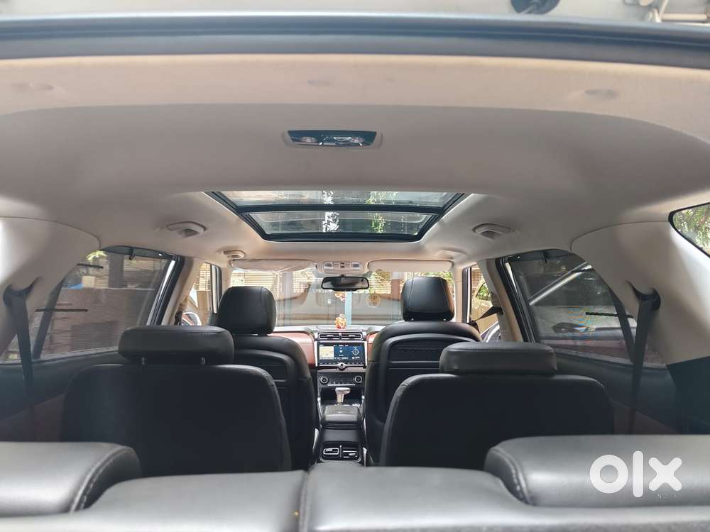 Hyundai Alcazar 2.0 Signature (o) Petrol At 7 Str, 2022, Petrol