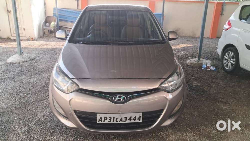 Hyundai I20 Sportz 1.2 Bs-iv, 2012, Diesel